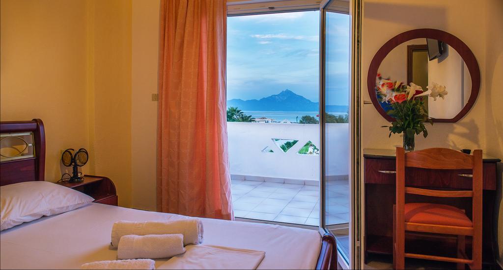 Hotel Stefani Sarti Room photo